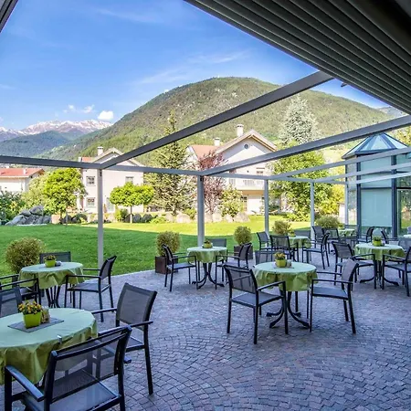 Aktiv & Wellnesshotel Zentral 4*