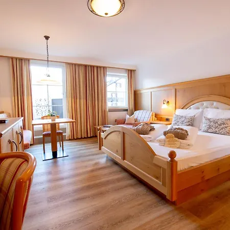 Aktiv & Wellnesshotel Zentral Hotel Prato allo Stelvio