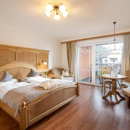Aktiv & Wellnesshotel Zentral Hotel 4*
