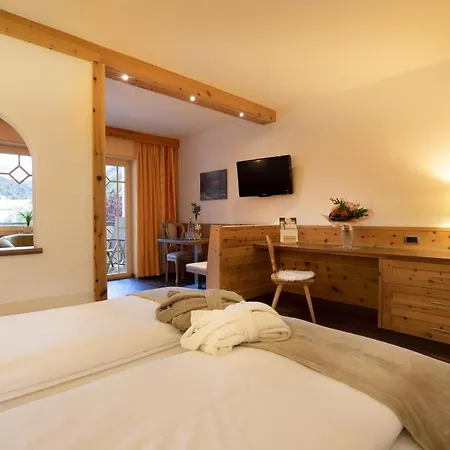 Hotel Aktiv & Wellnesshotel Zentral 4*