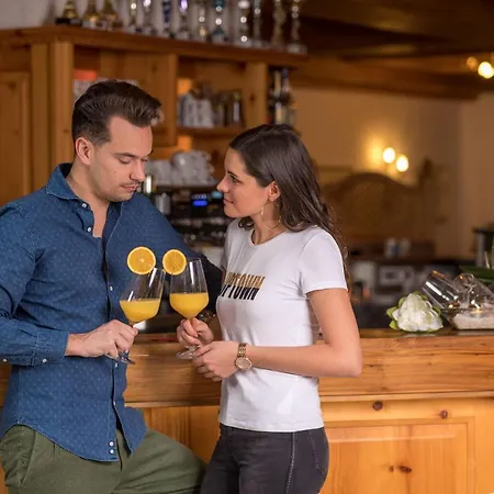 Aktiv & Wellnesshotel Zentral 4*