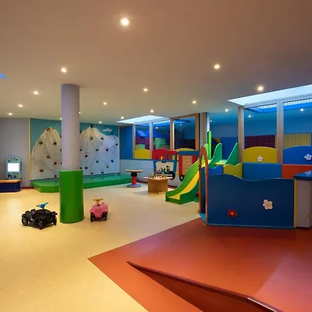 Aktiv & Wellnesshotel Zentral 4* Prato allo Stelvio